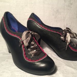 Poetic License Backlash Shoe Size 8.5/EUR 39.5